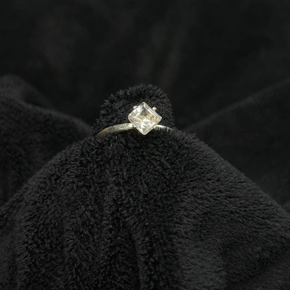 Sterling Silver Ring With Offset Solitaire Prince… - image 3